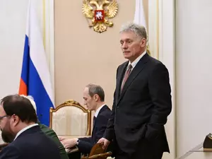 Песков об ограничениях интернета и мессенджеров: Это не путь в прошлое