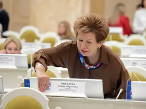 Депутат ЗакСа Киселева подала документы на праймериз по 25-му округу