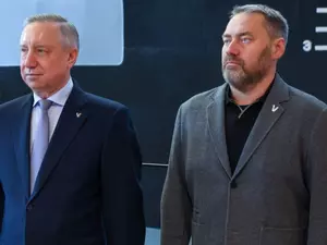 Беглов и Бельский поздравили петербуржцев с Первомаем