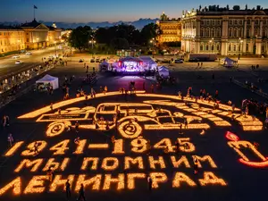 Беглов обратился к петербуржцам в День памяти и скорби