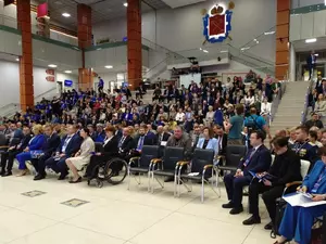 "Единая Россия" выдвинула кандидатов на выборы в ЗакС