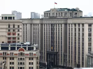 "Ведомости": Депутатам Госдумы выплатят ежегодные премии в сентябре