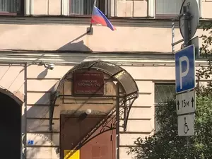 Фигурантов дела о хищении 50 млн рублей у Петербургского метро отправили в СИЗО