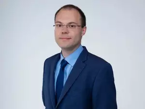 "Яблочник" Костик предложил Малкову отозвать иск о снятии его с выборов