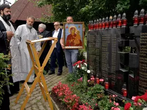 Под Петербургом почтили память погибших при крушении Ту-154М двадцать лет назад