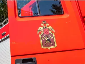 В Выборгском районе мужчина спасался от пожара на балконе