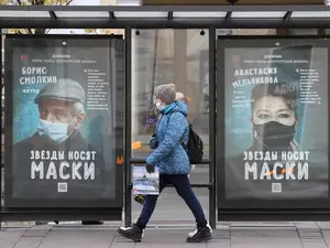 В Петербурге с 1 октября снимут ковидные ограничения